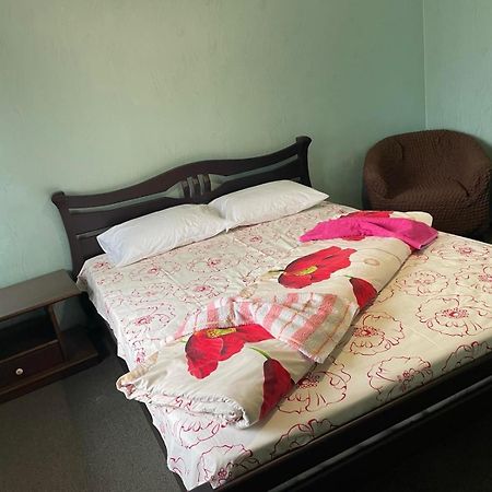 Апартаменти В Парку Umanʼ Chambre photo